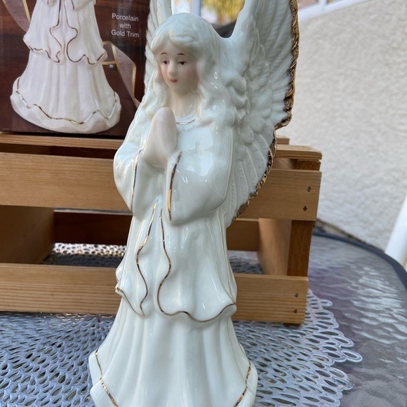 Heavenly Angel Porcelain Candle Holder x 2 - Picture 3 of 10